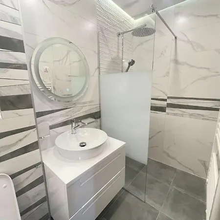 Apartman Elegance Estate - Free Parking *