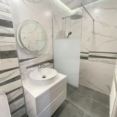 Apartment Elegance Estate - Free Parking *