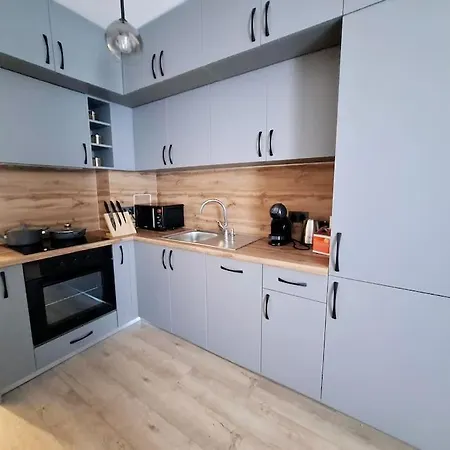 Elegance Estate - Free Parking Apartman Várna