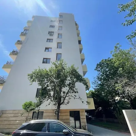 Elegance Estate - Free Parking Варна