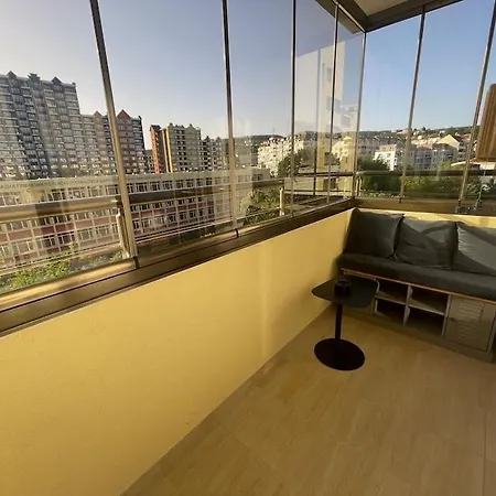 Elegance Estate - Free Parking Apartman