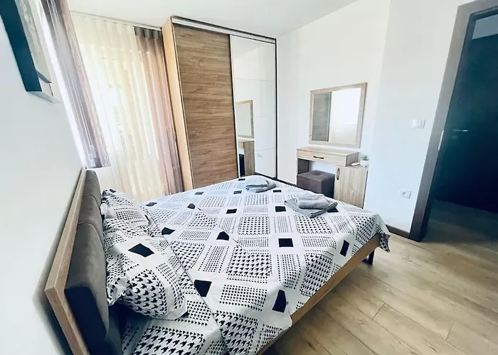 Elegance Estate - Free Parking *