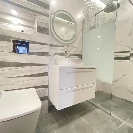 Elegance Estate - Free Parking