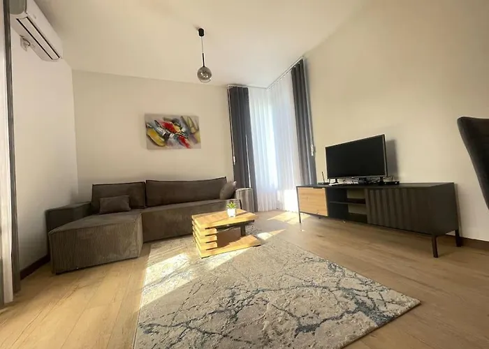 Elegance Estate - Free Parking * Varna